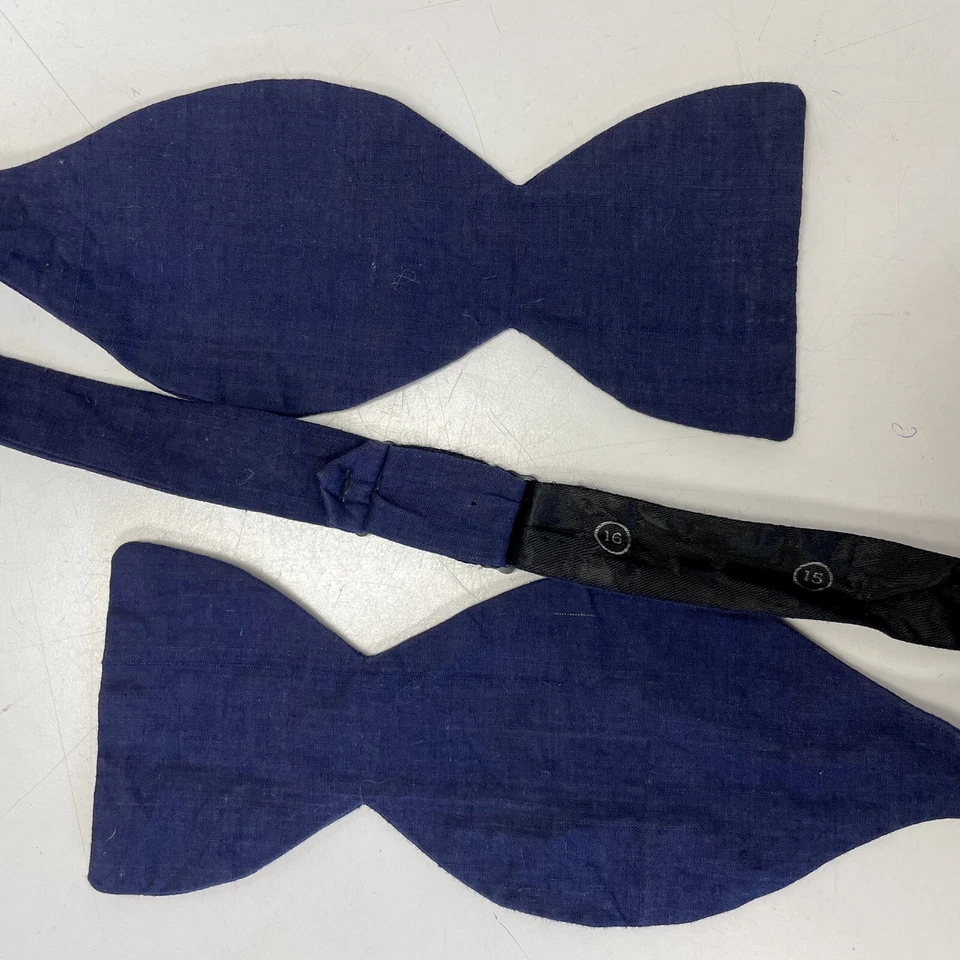 Vtg 30 40’s The Original Adjusto Wide Solid NAVY Blue SWING Bowtie Self Bow tie - Image 3 of 4