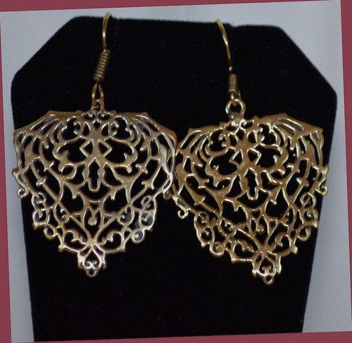 Filigrane goldfarbene Ohrhänger Handarbeit Modeschmuck aus Indien - Bild 3 von 3