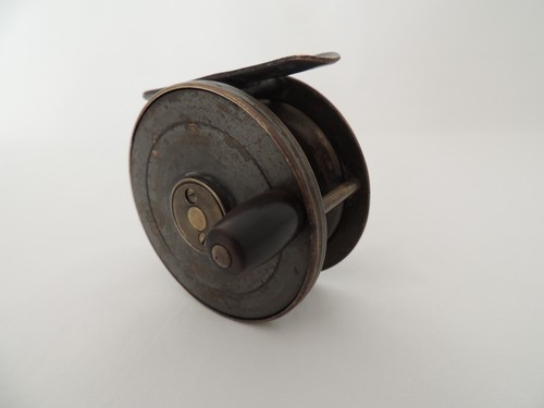2 12" Pape Of Newcastle Brass Fly Fishing Reel. 2 12" Pape Of Newcastle Brass Fly Fishing Reel.