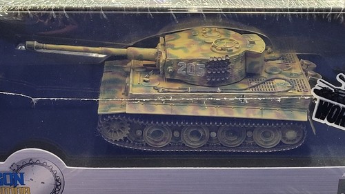 DRAGON ARMOR Tiger I 2./sPzAbt.101 Zimmerit Wittmann LAH Normandy WWII 60543 NOS - Picture 2 of 5