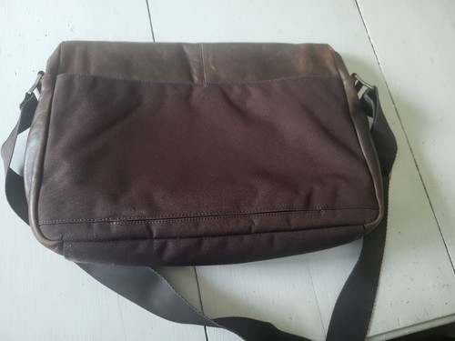 KNOMO Kobe Leather Messenger Bag ~ Laptop Bag ~ Brown with Orange Interior - Picture 9 of 9