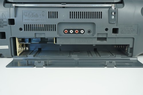 Panasonic RX-DT707 Cobra Top CD/Cassetta/Radio Boombox - Testato e Funzionante! - Foto 18 di 18