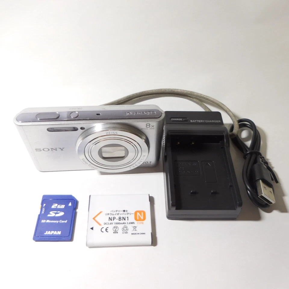 Sony Cyber-Shot DSC-W830 Silver [Partially defective] Camera w/Battery Japanese - Image 3 of 4