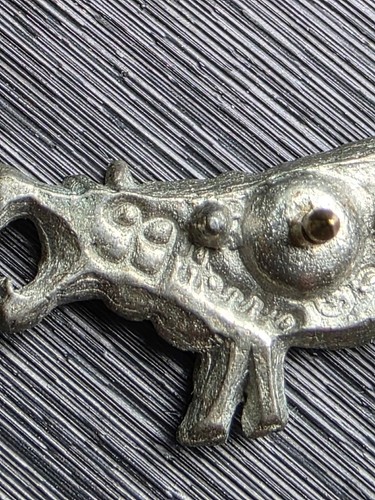 2000 HIPPO TIE TACK Fine Pewter Animal Vintage GG HARRIS Tie Tack Lapel Pin h70 - Picture 5 of 6