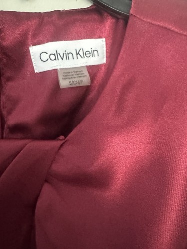 Calvin Klein Women's Sleeveless Satin Pleated Shell Top Cranberry Red Small - Picture 5 of 5