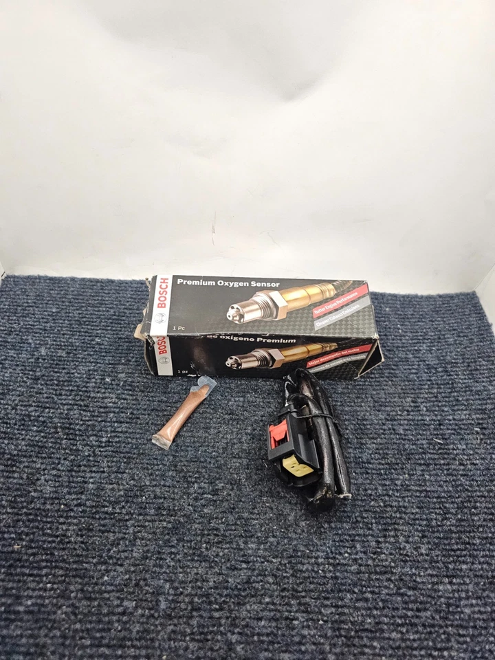 Sensor de oxígeno BOSCH 13709 para Chrysler Town & Country 2001-2003 Foto 3 de 4