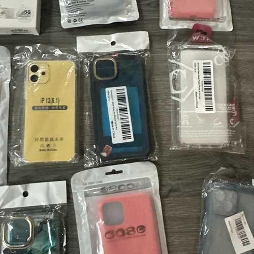 cell phone case lot New Sealed, iPhones ,ect - Picture 6 of 15
