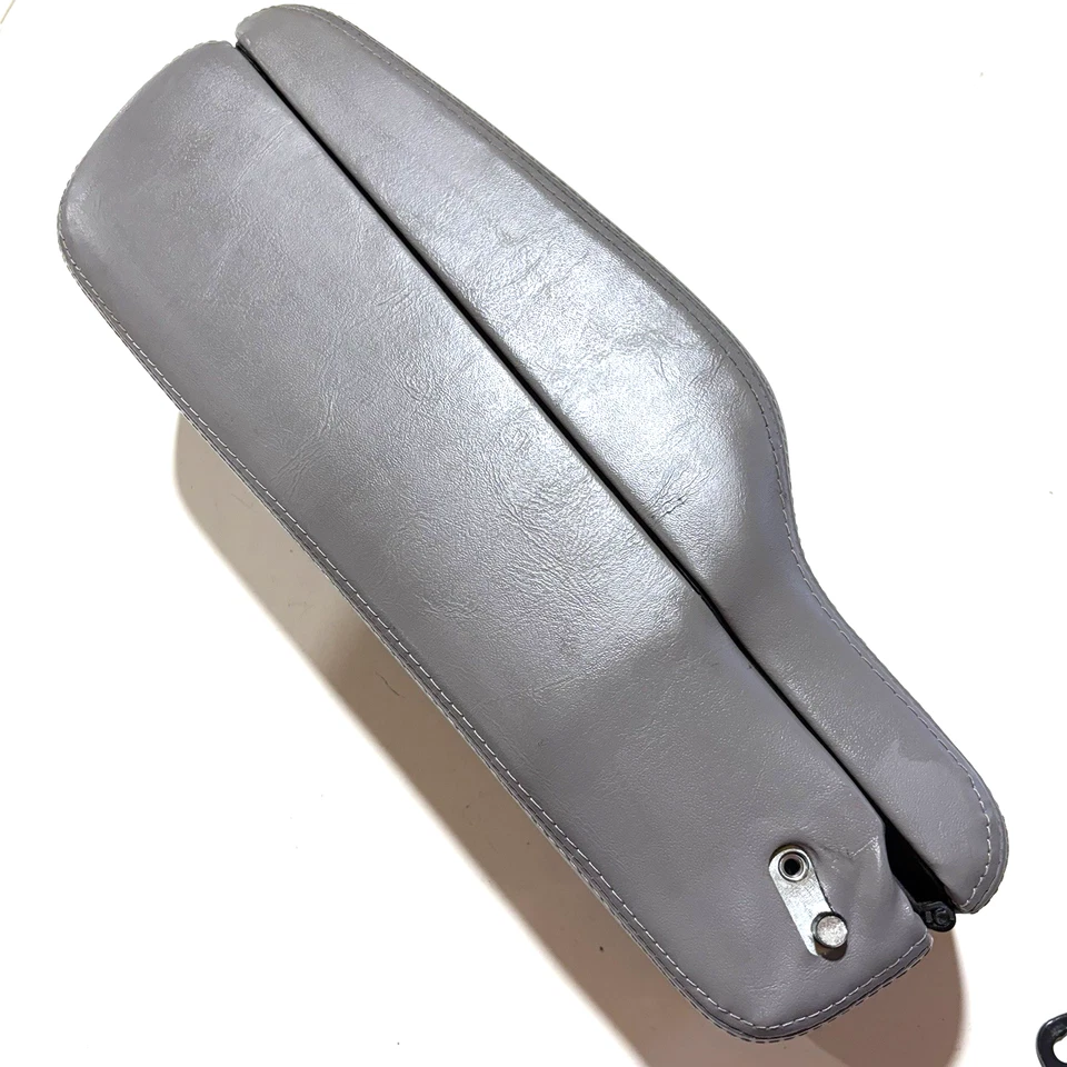 Cadillac Deville 1990-2000 consola central con portavasos (Buick Park Avenue) Foto 2 de 4