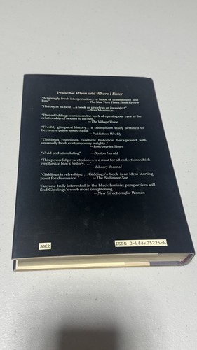In Search of Sisterhood: Delta Sigma Theta By Paula Giddings Hardcover (Signed) - Imagen 3 de 5