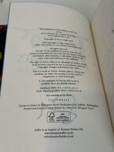 The Familiars Stacey Halls Signed 1st Hardback - Picture 9 of 9