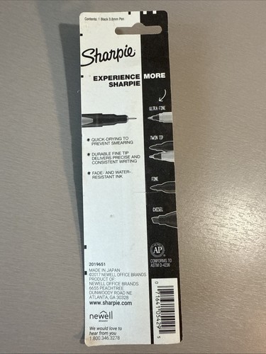 Sharpie Permanent Marker Ultra Fine Point Black 1 Count No Blending - Picture 2 of 4