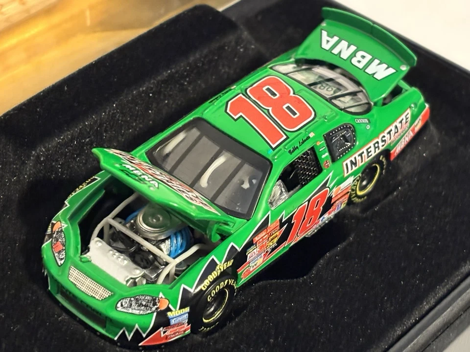 Action Elite 1:64 Bobby Labonte Interstate Batteries 2003 Monte Carlo Elite - Image 2 of 4