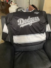 Los Angeles Dodgers Jersey Mens Medium LA Kings Night Stadium MLB 24 RARE