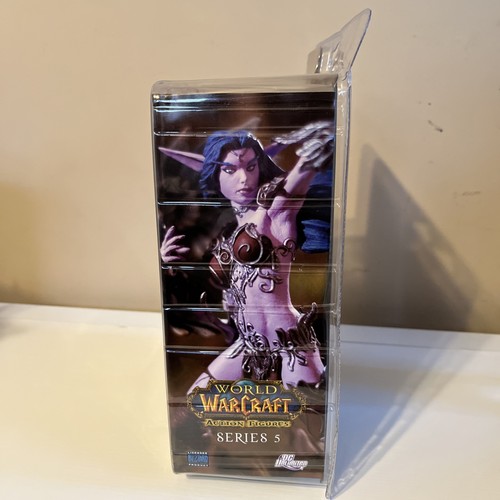 2009 DC WORLD Of WARCRAFT ALATHENA MOONBREEZE with Sorna Figure NEW IN BOX - Bild 4 von 7