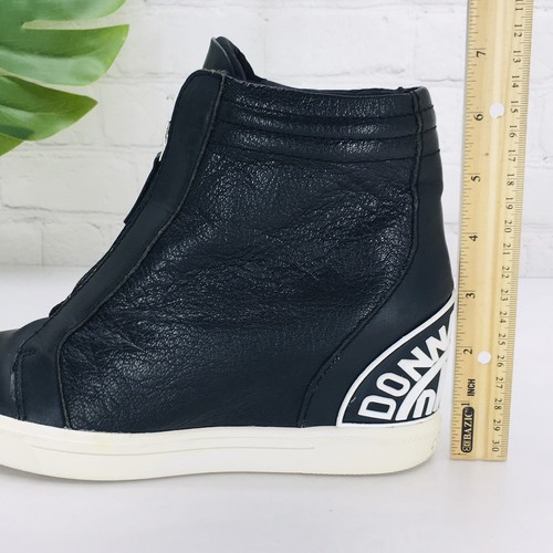 Donna Karan DKNY Women's Wedge Fashion Sneaker Size 8 Black Leather Zip Up Logo - Picture 9 of 12