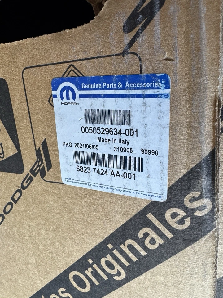 Alfa Romeo 4C 2016-2020 18 x 7 Grey OEM Wheel Rim AR 68237424-AA W914 - Изображение 3 из 4