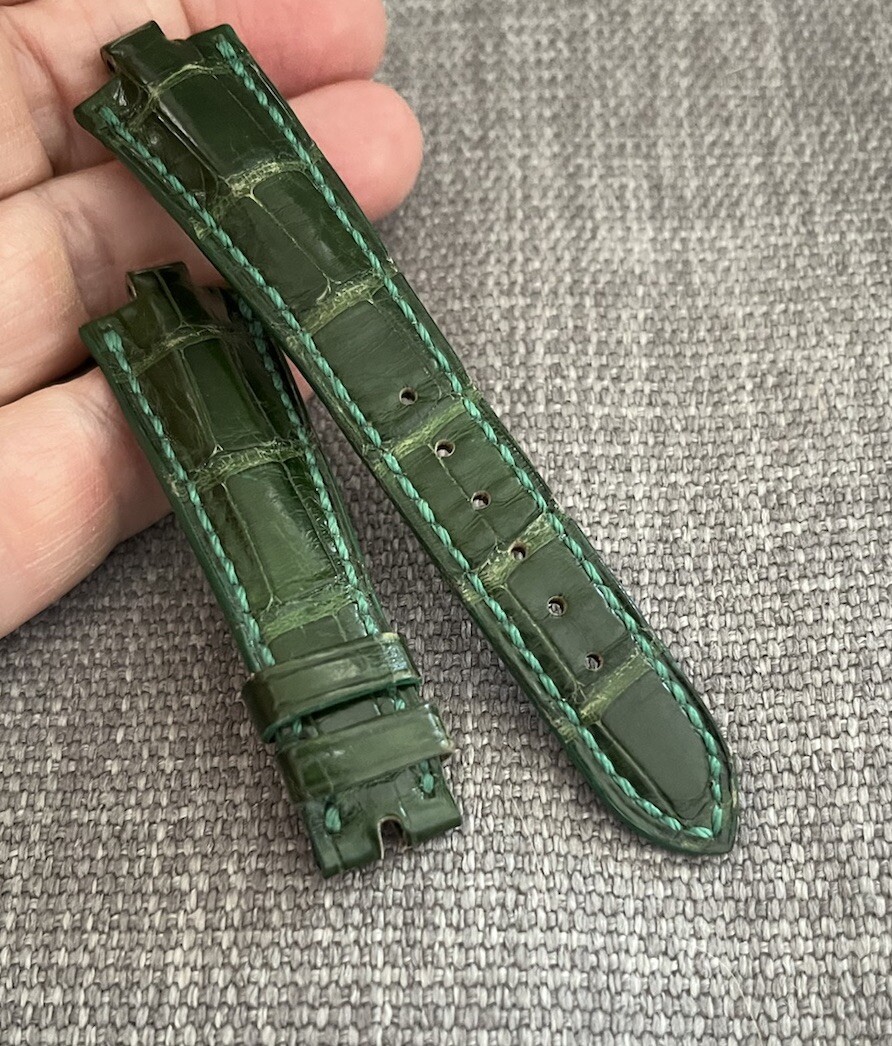 Bvlgari Watch Strap 18 x 13 (6 Insert) Alligator Dark Green