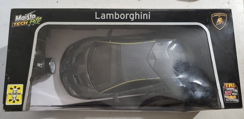 Maisto Tech R/C 1:14 Lamborghini Centenario Radio Control Car #81275 - Picture 2 of 7