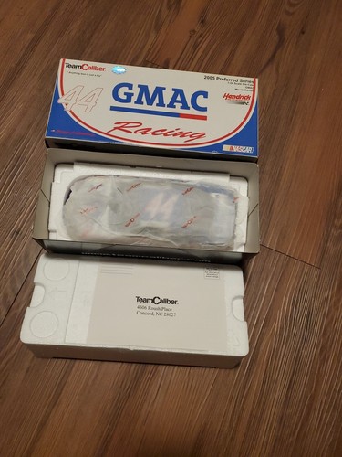 1/24 Terry Labonte #44 GMAC Racing Factory Sealed! Team Caliber 2005 Preferred  - Picture 3 of 8