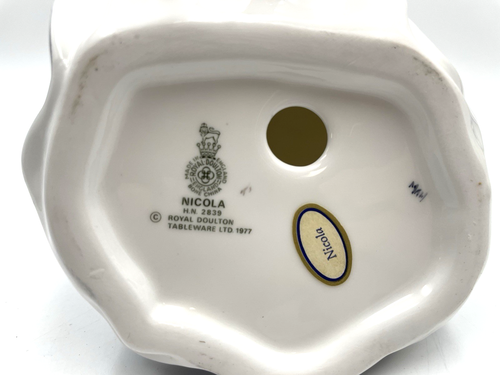 Royal Doulton Figurine Nicola HN2839 L3 - Bild 11 von 12