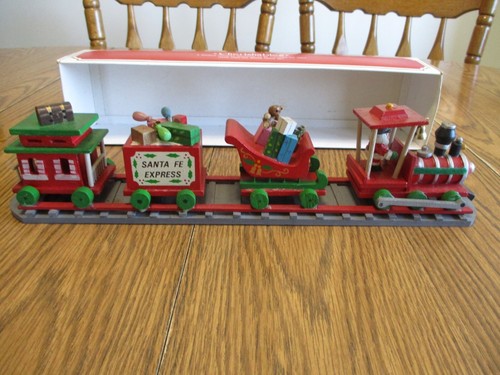 BRADFORD CHRISTMAS DECORATION CHERISHABLES WOOD TRAIN SET HAND CRAFTED 7539-4 - Picture 5 of 10