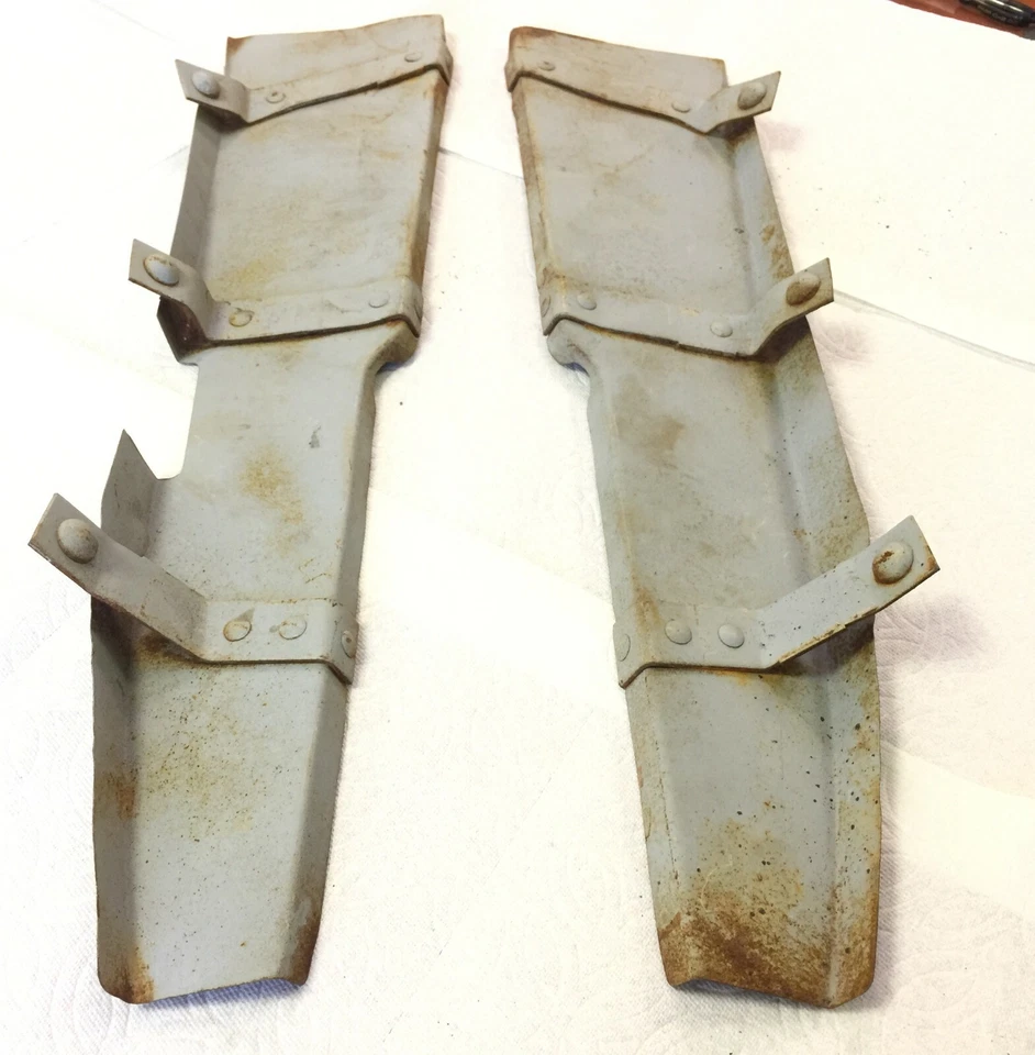 Par de protectores contra salpicaduras de motor usados originales para camión GMC T14 1937 Foto 4 de 4