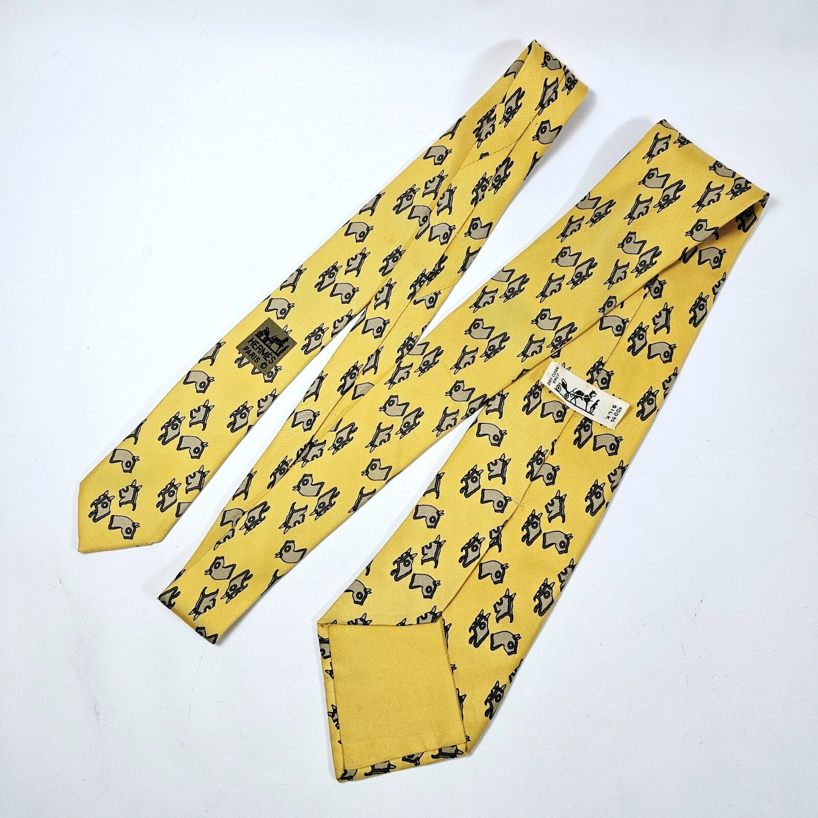 HERMÈS CRAVATTA HERMES 100% SETA GIALLA CON CAPPUCCIO VISO CAVALLO MODELLO 7444 HA Autentica