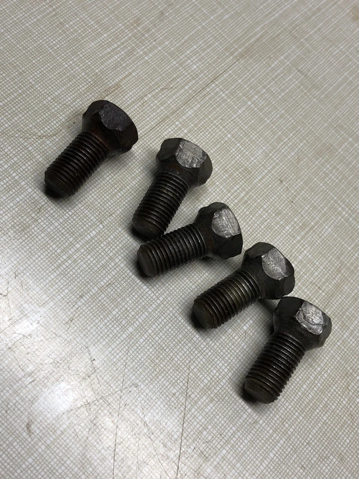 Pernos de eje trasero Case Ingersoll 220 para tractor cortacésped (5) Foto 2 de 2