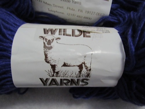 Wilde Yarns Lot of 2 Skeins 50% wool/50% mohair 4 oz./120 yards Royal Purple - Picture 3 of 7