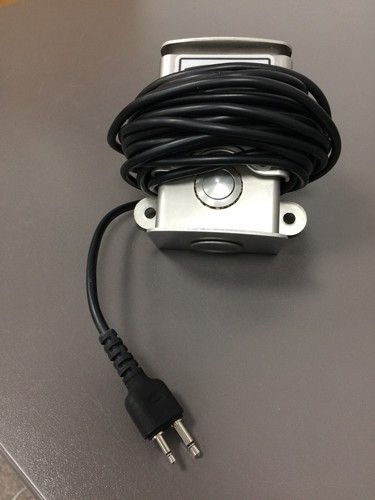 RITRON  RDC-446  Door Com, Callbox, UHF Wireless Intercom, w Manuals and Mount - Picture 13 of 15