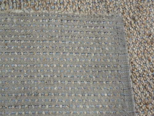 NATURAL 2'-6" X 6' Pulled Threads Rug, Reduced Price 1172618153 NF452A-26 - Picture 3 of 4