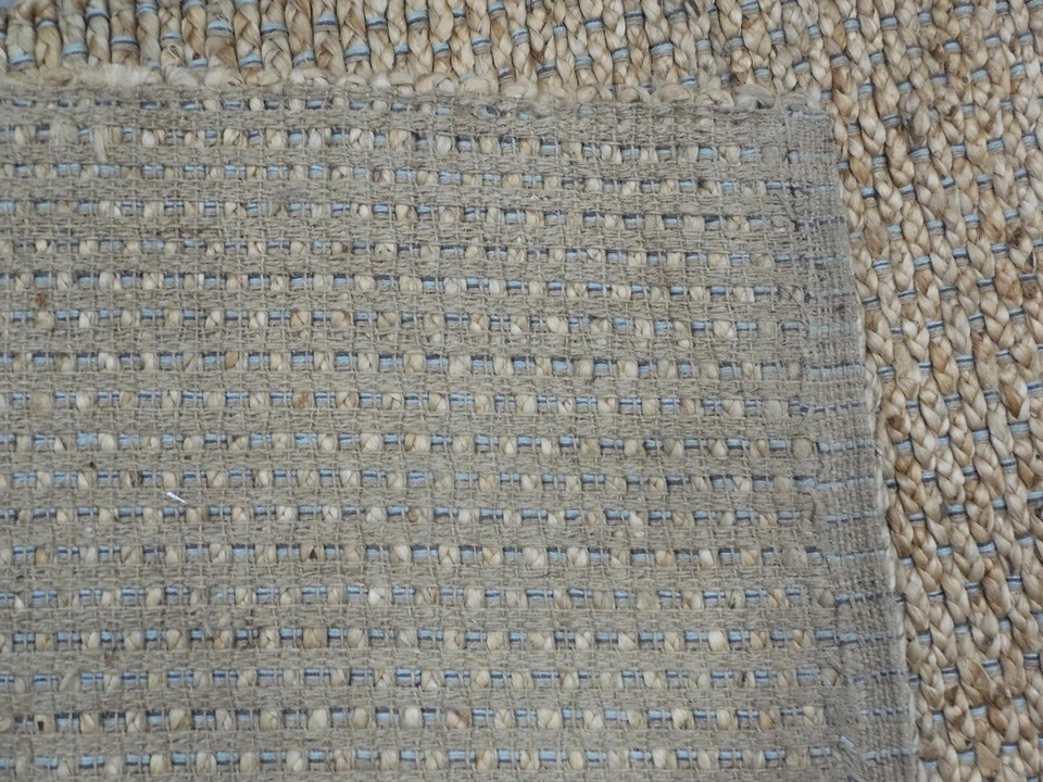 NATURAL 2'-6" X 6' Pulled Threads Rug, Reduced Price 1172618153 NF452A-26 - Image 3 of 4