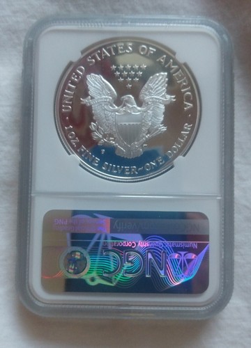 1999 P PROOF SILVER EAGLE NGC PR70 ULTRA CAM JOHN MERCANTI SIGNED - Picture 2 of 2