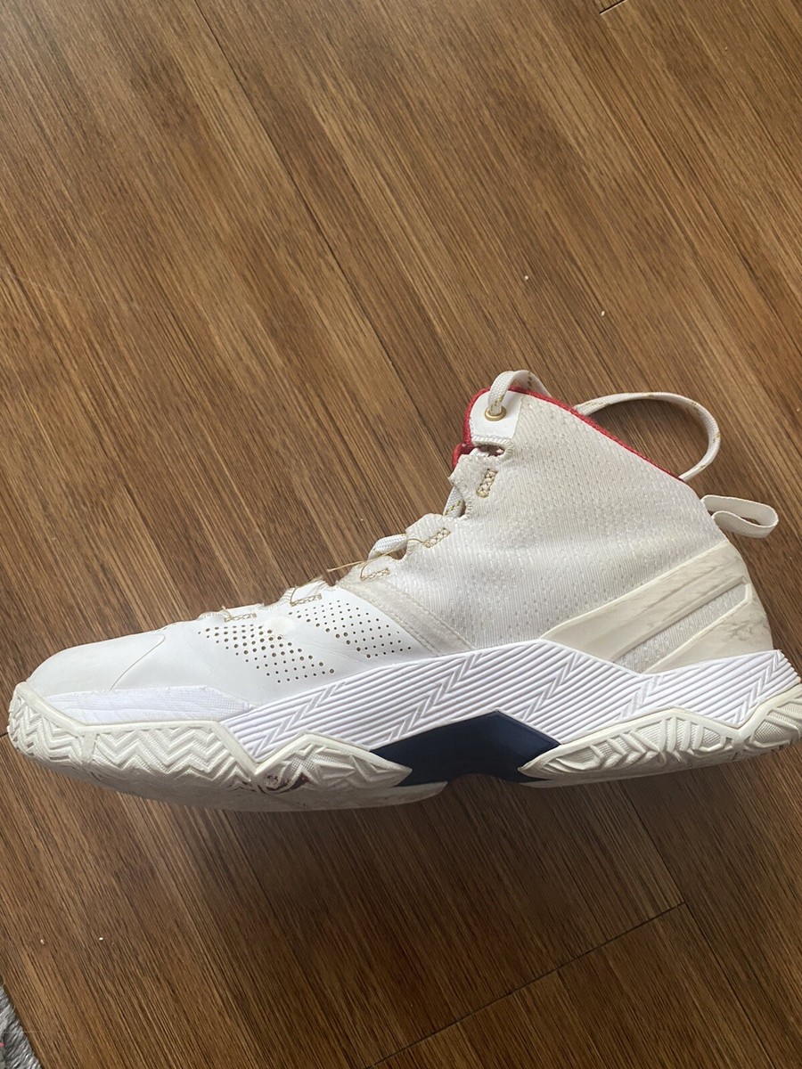 all white curry's