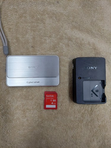 Sony Cyber-shot DSC-T99 14.1MP Digital Camera - Silver - Picture 3 of 4