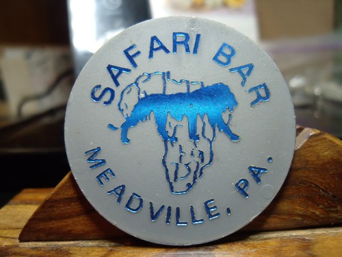 MEADVILLE, PA.  SAFARI BAR Token  GOOD FOR ONE CAN OF BEER