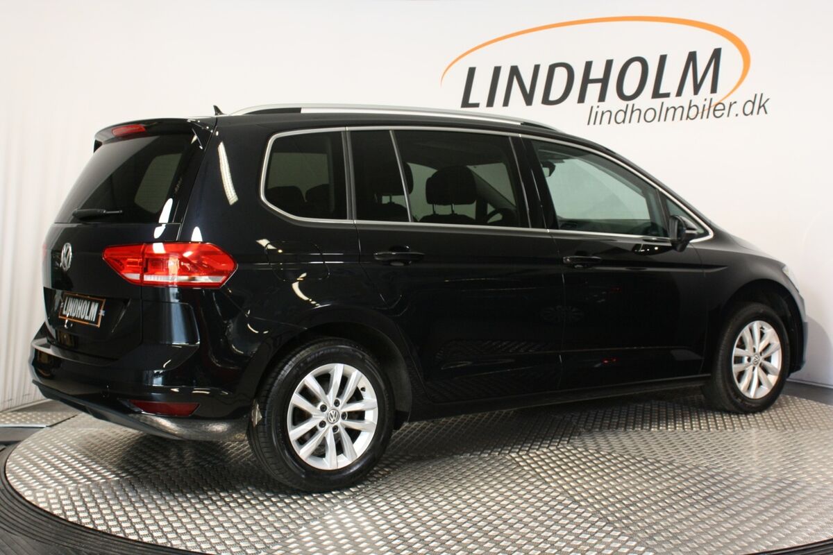 VW Touran 1,6 TDi 115 Highline 7prs