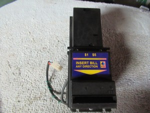PYRAMID-XLC-5200-U52-DOLLAR-BILL-ACCEPTOR-VALIDATOR-W-WIRING-HARNESS-C149-PTI