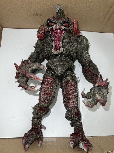 McFarlane Toys Spawn Comic Violator (Bloody) Spawn Mega Actionfigur lose  - Bild 5 von 5
