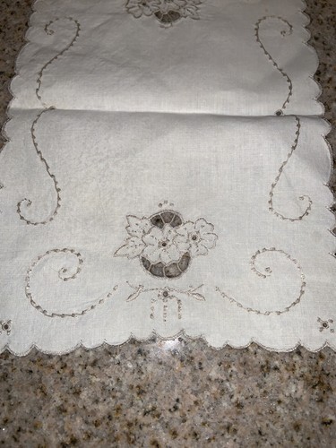 Mantel recortado de tela de colección bordado beige doily doilies X17 - Imagen 6 de 8