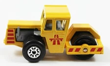 ROAD ROLLER Matchbox 1984 Yellow Construction New no card 1:90