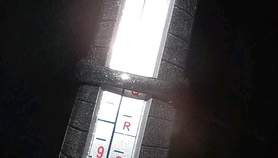 Anillo de vidrio gótico enchapado en plata con aspecto "DIAMANTE" GRANDE talla 8 Foto 3 de 4