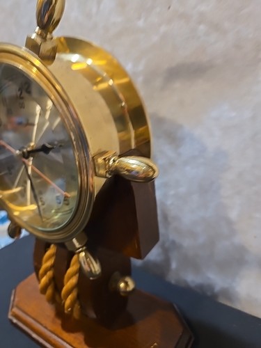 OROLOGIO DA SCRIVANIA VINTAGE SETH THOMAS RUOTA NAVE NAUTICA KINGSTON FUNZIONANTE - Foto 8 di 15