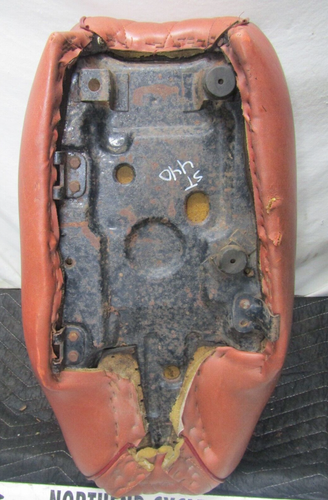 70-71 Kawasaki Big Horn F5 Vintage Seat Base Pan Saddle OEM 53002-033 ST440 - Picture 4 of 13