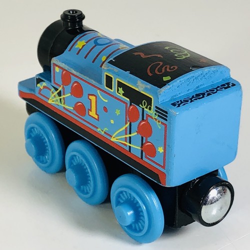 Thomas der Zug Geburtstag Panzer Lok Holzeisenbahn Freunde Lernkurve 2012 - Bild 8 von 14