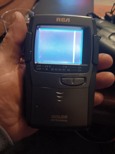 Vintage RCA Mini Portable Handheld 2.3" LCD TV Color Monitor 16-3050 TESTED!! - Picture 2 of 6