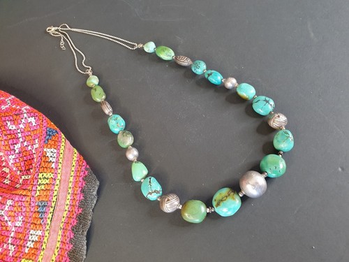 Old American Indian Turquoise & Silver Necklace …beautiful collection piece - Picture 7 of 9