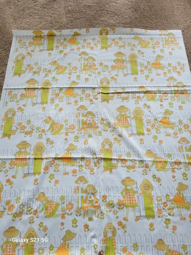 Vintage 1980s Novelty Fabric "Little Gardeners" Whymsical Kids Fabric 5+yds New! - Picture 5 of 6