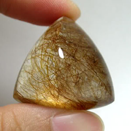 67.80 ct ULTRA RARE - NATURAL COPPER RUTILE QUARTZ - TRILLION CABOCHON See Vdo - Picture 3 of 4