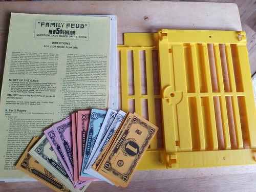 Vintage Milton Bradley Family Feud 5TH Edition Question Game TV Complete in Box - Picture 6 of 9